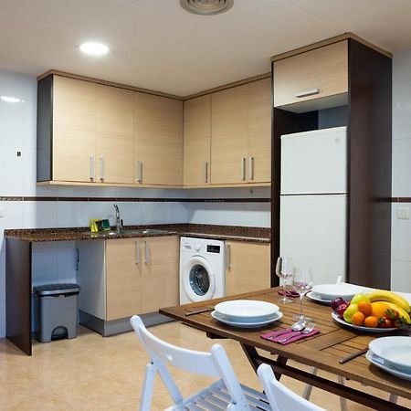Lovely 2 Bedroom Terrace Wifi Parking Ac Heating Attic Valencie Exteriér fotografie