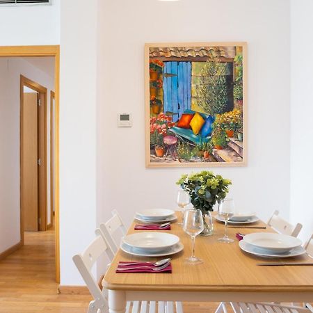 Lovely 2 Bedroom Terrace Wifi Parking Ac Heating Attic Valencie Exteriér fotografie